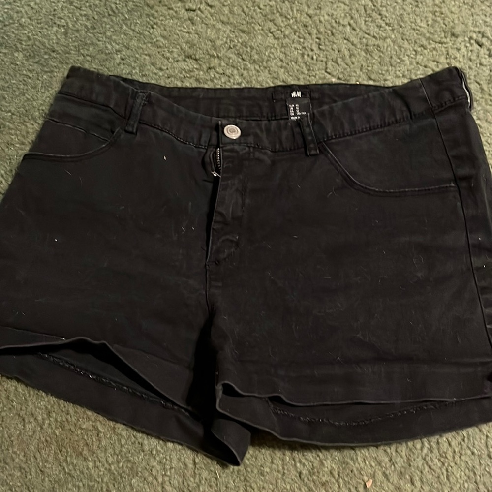 H&M size 10 black shorts. Barely have been worn. I am washing them.